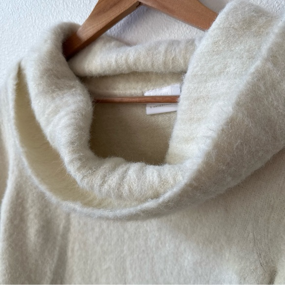 Anthropologie Sweaters - Anthropologie Soft Cream Cowl Neck Sweater